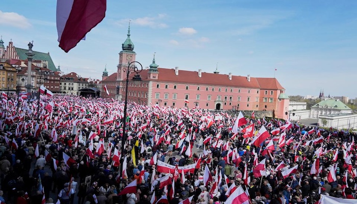 Polands-Presidential-Runoff-Highlights-Deep-Ideological-Divide-Amid-Rising-Far-Right-Influence