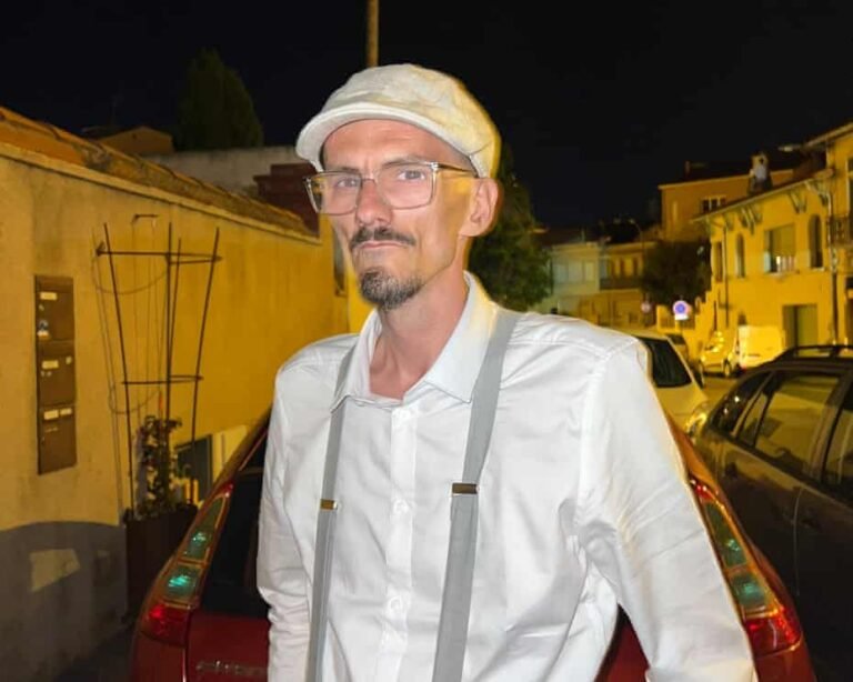 French probe death during live stream