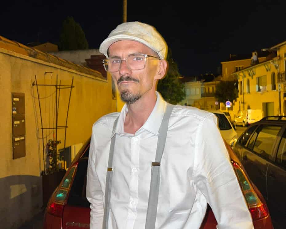 French probe death during live stream