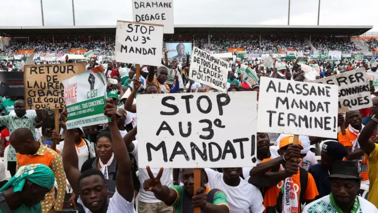 Ivorians protest opposition exclusion
