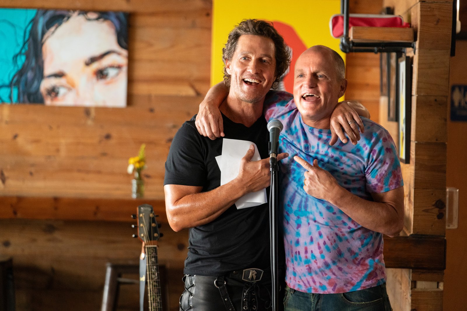 Matthew McConaughey and Woody Harrelson’s Disjointed But Endearing Brothers Coasts on Charm